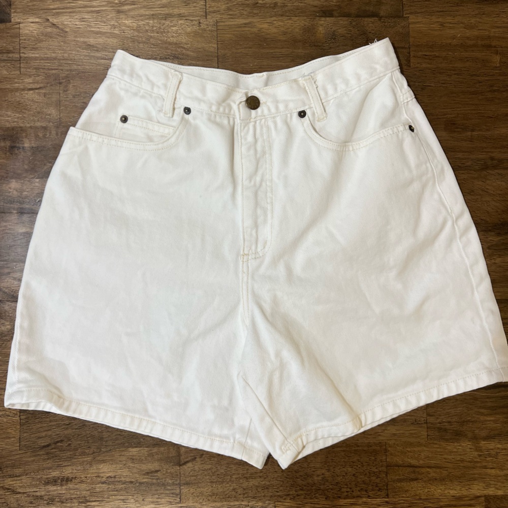 Vintage MJ Carrol White Denim Shorts High Waisted - Mom Jeans / Dad Jeans